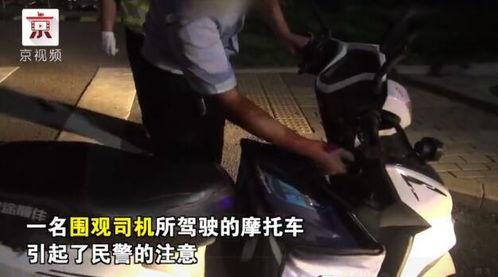 吃瓜群众领口罩视频,防疫行动暖人心