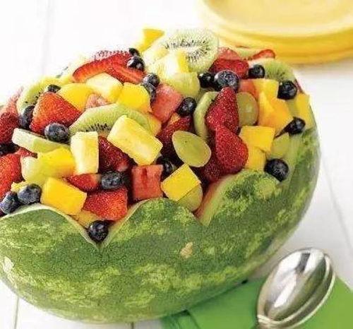 一家人吃梨瓜视频,共享梨瓜美味瞬间